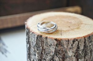 Тройное кольцо обручальное серебро