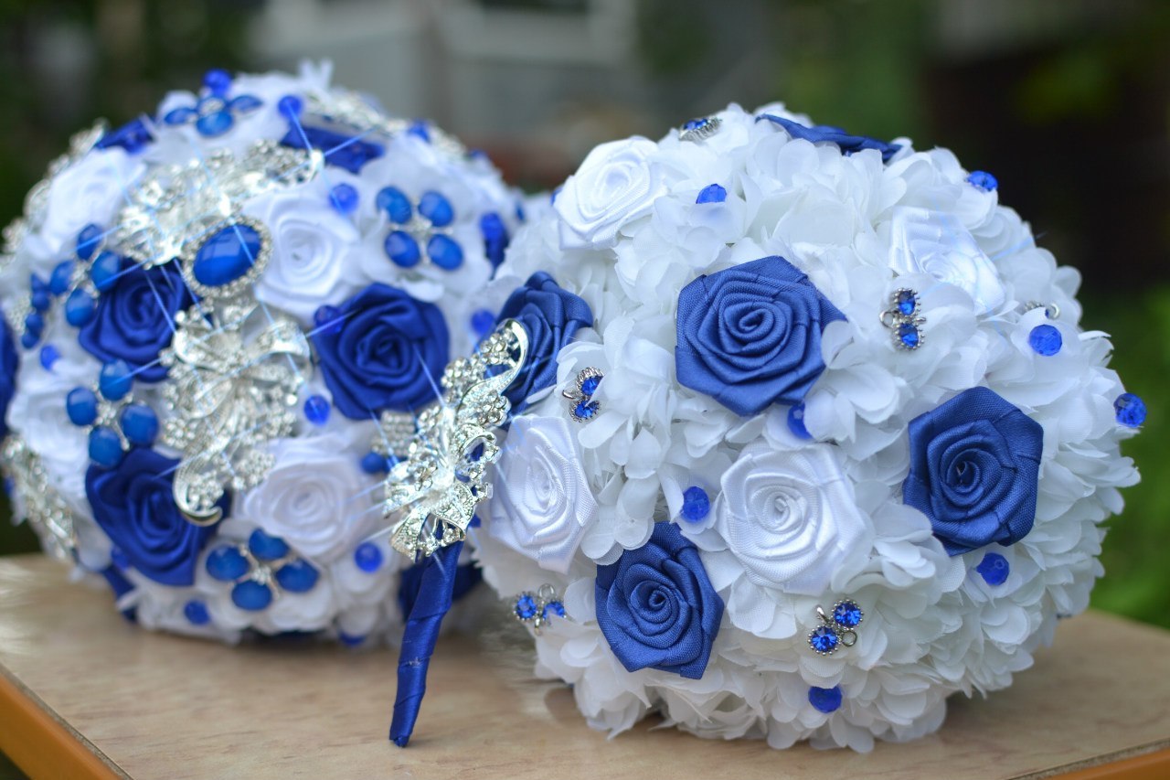 Бело-синий букет невесты своими руками